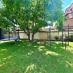 Rio Apart Deluxe